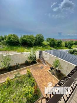 Дом 400м&sup2;, 3-этажный, участок 7 сот.  