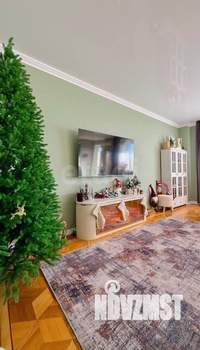 Дом 528м&sup2;, 4-этажный, участок 7 сот.  