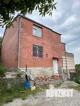 Дом 203м&sup2;, 2-этажный, участок 7 сот.  