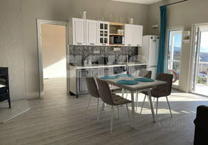 Дом 65м&sup2;, 1-этажный, участок 4 сот.  