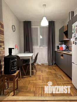 Дом 160м&sup2;, 2-этажный, участок 12 сот.  