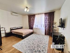Дом 214м², 2-этажный, участок 4 сот.  