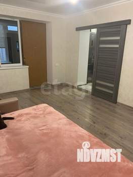 Дом 189м&sup2;, 3-этажный, участок 4 сот.  