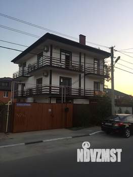 Дом 360м&sup2;, 3-этажный, участок 2 сот.  