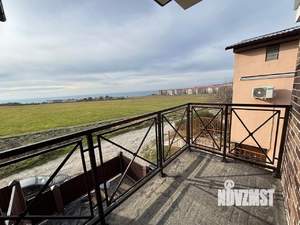 Дом 200м&sup2;, 2-этажный, участок 3 сот.  