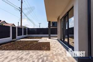 Коттедж 281м², 2-этажный, участок 4 сот.  