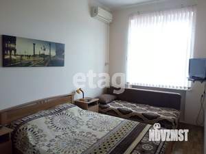 Дом 530м&sup2;, 3-этажный, участок 6 сот.  