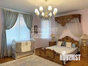 Дом 550м&sup2;, 2-этажный, участок 5 сот.  