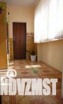 Дом 350м², 3-этажный, участок 6 сот.  