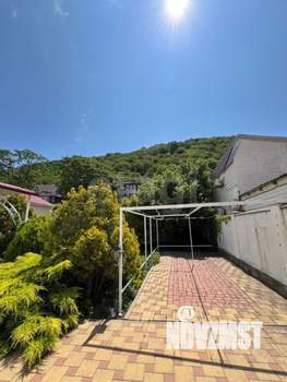 Дом 463м&sup2;, 3-этажный, участок 10 сот.  