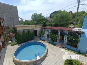 Дом 238м&sup2;, 2-этажный, участок 5 сот.  