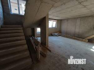 Дом 236м&sup2;, 3-этажный, участок 3 сот.  