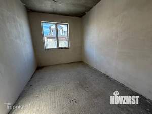 Дом 260м&sup2;, 2-этажный, участок 4 сот.  