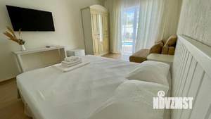 Дом 300м&sup2;, 1-этажный, участок 5 сот.  