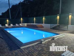 Дом 325м&sup2;, 3-этажный, участок 10 сот.  