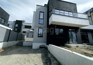 Дом 215м², 2-этажный, участок 4 сот.  