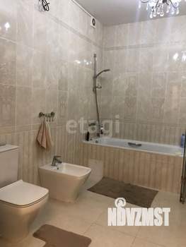Дом 270м², 2-этажный, участок 4 сот.  