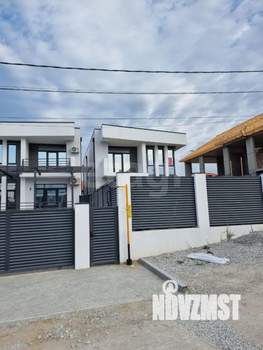 Дом 291м&sup2;, 3-этажный, участок 3 сот.  