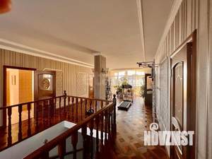 Дом 471м&sup2;, 3-этажный, участок 6 сот.  