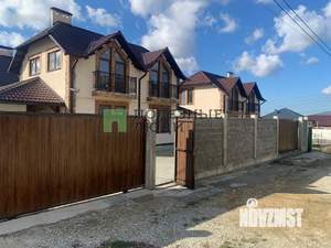 Дом 128м&sup2;, 2-этажный, участок 3 сот.  