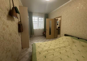 Дом 140м&sup2;, 3-этажный, участок 1 сот.  