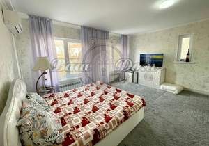 Дом 180м², 3-этажный, участок 2 сот.  