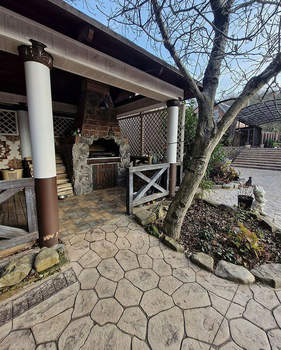 Дом 450м&sup2;, 3-этажный, участок 13 сот.  