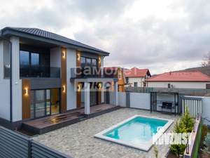 Дом 280м², 2-этажный, участок 6 сот.  