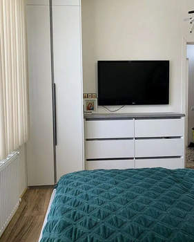 Дом 70м&sup2;, 2-этажный, участок 4 сот.  