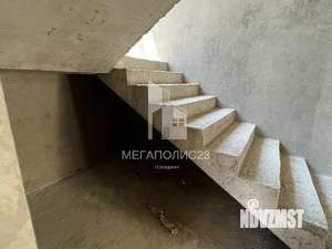 Дом 199м², 2-этажный, участок 4 сот.  