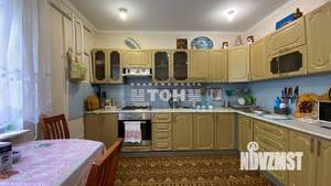 Коттедж 235м², 3-этажный, участок 6 сот.  