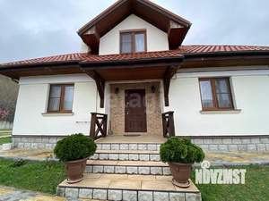 Дом 203м&sup2;, 2-этажный, участок 8 сот.  