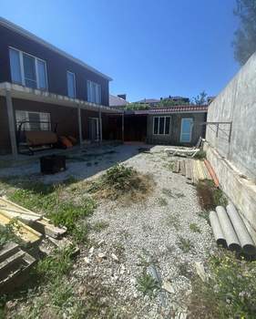 Дом 178м&sup2;, 2-этажный, участок 416 сот.  