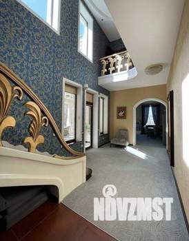 Коттедж 296м&sup2;, 2-этажный, участок 5 сот.  