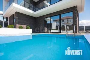 Дом 227м&sup2;, 2-этажный, участок 4 сот.  