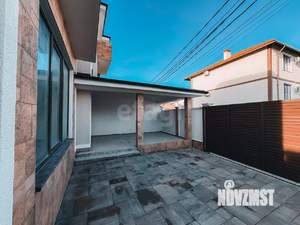 Дом 175м&sup2;, 3-этажный, участок 200 сот.  