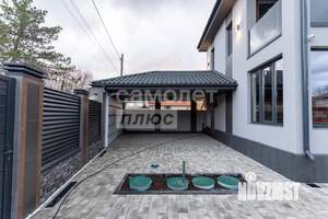 Дом 280м², 2-этажный, участок 6 сот.  