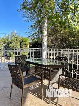 Дом 400м&sup2;, 3-этажный, участок 7 сот.  