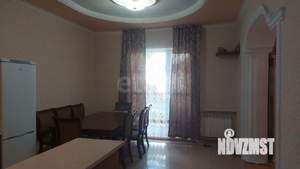Дом 400м², 2-этажный, участок 7 сот.  