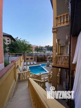 Дом 442м&sup2;, 4-этажный, участок 6 сот.  