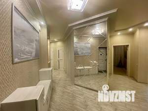 Дом 720м&sup2;, 3-этажный, участок 7 сот.  