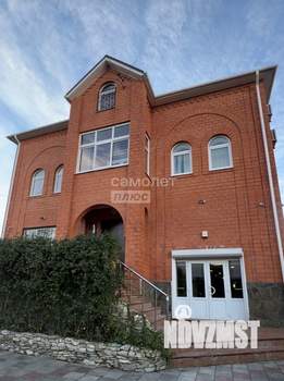 Дом 439м&sup2;, 3-этажный, участок 5 сот.  