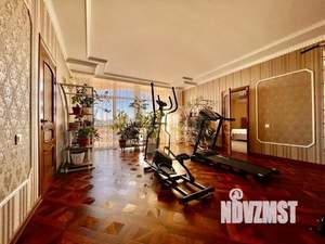 Дом 471м&sup2;, 3-этажный, участок 6 сот.  