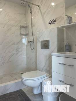 Дом 182м², 2-этажный, участок 10 сот.  