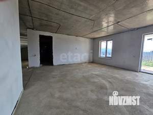 Дом 273м&sup2;, 3-этажный, участок 5 сот.  