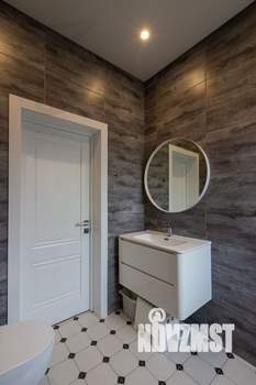 Дом 225м&sup2;, 3-этажный, участок 3 сот.  