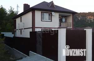 Дом 232м&sup2;, 2-этажный, участок 6 сот.  