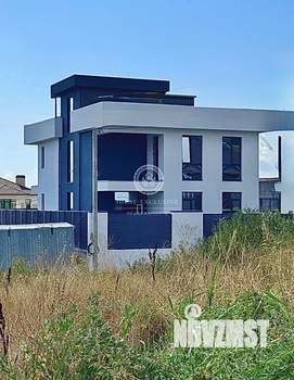 Коттедж 520м&sup2;, 3-этажный, участок 4 сот.  