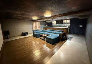 Дом 240м&sup2;, 2-этажный, участок 10 сот.  