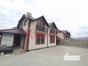 Дом 128м&sup2;, 2-этажный, участок 3 сот.  